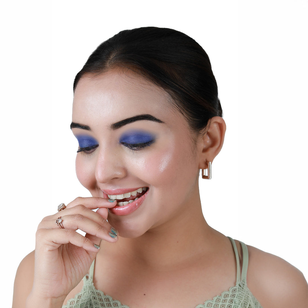 Velvet Liquid Eyeshadow | Rich Pigment & Smooth Application | Long-Lasting, Crease-Resistant & Buildable Formula | Nourishing, Lightweight & Smudge-Free Wear