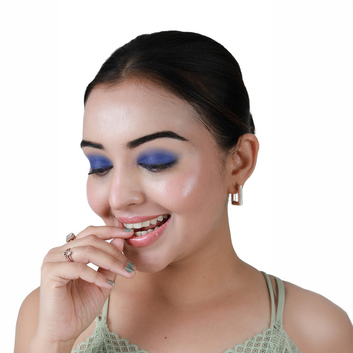 Velvet Liquid Eyeshadow | Rich Pigment & Smooth Application | Long-Lasting, Crease-Resistant & Buildable Formula | Nourishing, Lightweight & Smudge-Free Wear