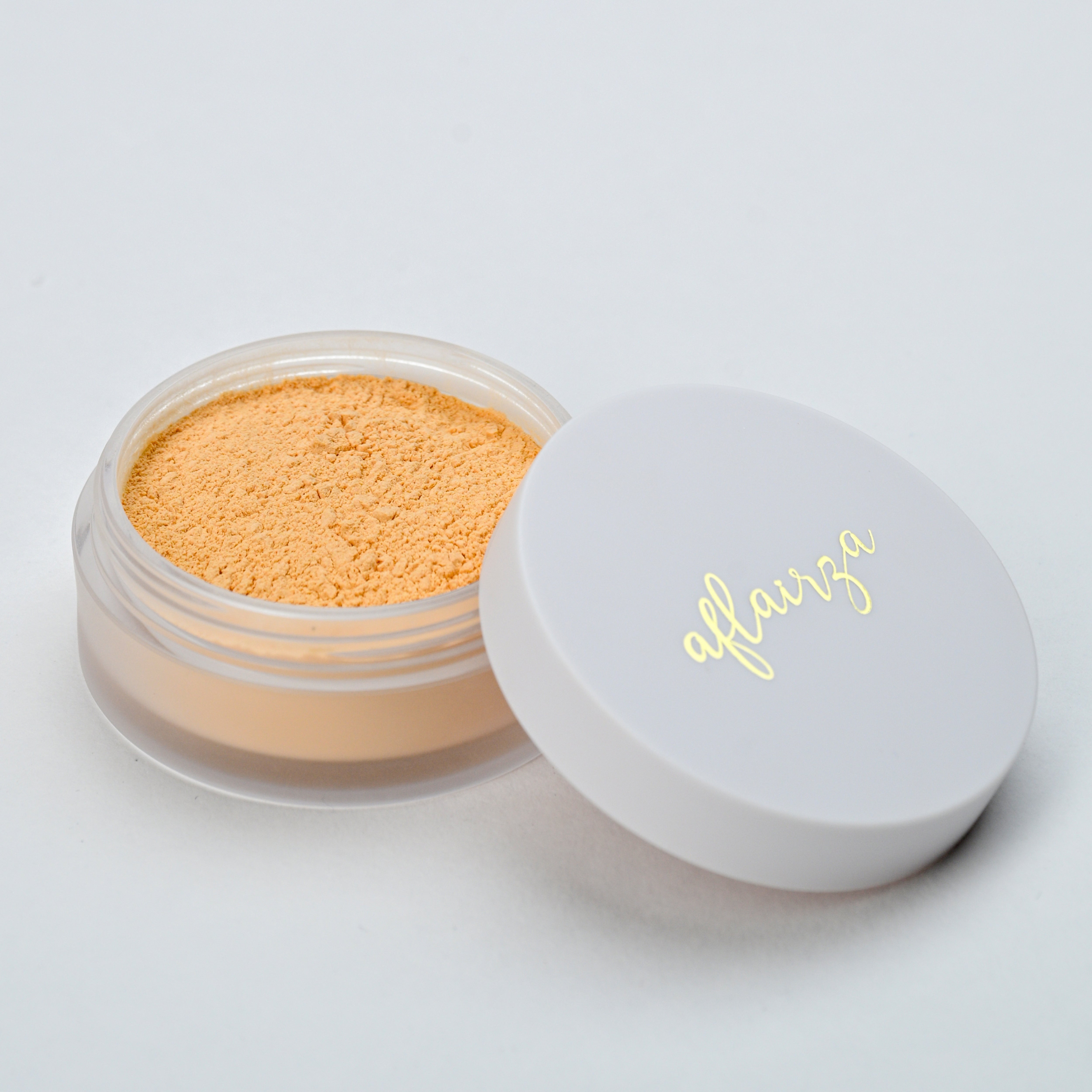 Loose Setting Powder | Water-Resistant Makeup Setter with Universal Shades | Long-Lasting Oil Control, Blurs Pores &amp; Smooth Finish | Lightweight &amp; Suitable for All Skin Types